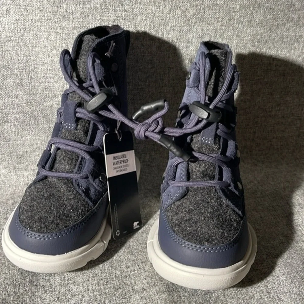 Sorel Kids Lace Waterproof Boots. NWT